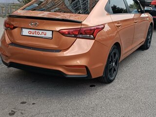 2018 Hyundai Solaris II, оранжевый, 1450000 рублей, вид 2