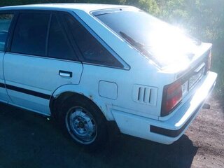1986 Nissan Bluebird VIII (T12, T72), белый, 200000 рублей, вид 3