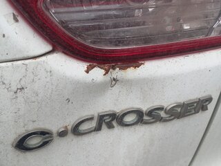 2011 Citroen C-Crosser, белый, 750000 рублей, вид 3
