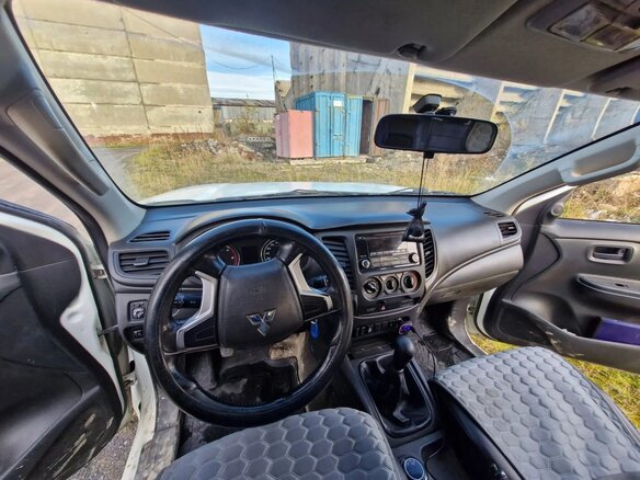2019 Mitsubishi L200 V Рестайлинг, белый, 1350000 рублей - вид 8