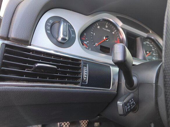 2010 Audi A6 III (C6) Рестайлинг, чёрный, 1150000 рублей - вид 10