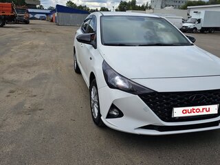 2018 Hyundai Solaris II, белый, 1150000 рублей, вид 4