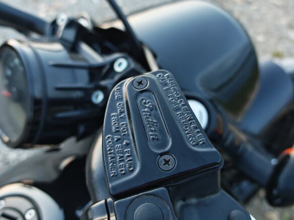 2021 Indian Scout, чёрный, 1080000 рублей - вид 20