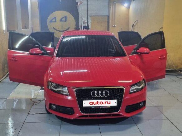 2010 Audi A4 IV (B8), красный, 1000000 рублей - вид 1
