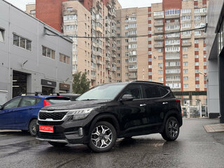 2020 Kia Seltos I, чёрный, 1849000 рублей, вид 3