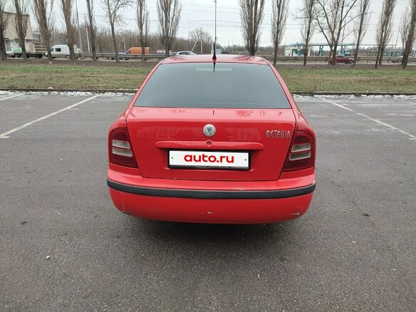 2008 Skoda Octavia I (A4) Рестайлинг, красный, 400000 рублей - вид 3