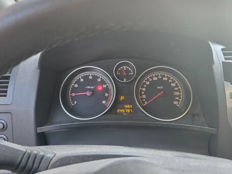 2007 Opel Zafira B, чёрный, 700000 рублей, вид 4