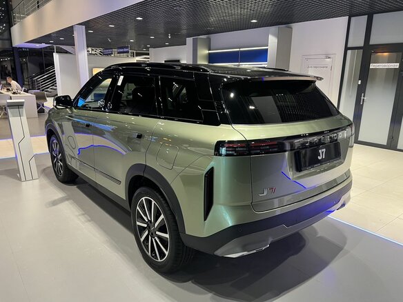2024 Jaecoo J7 I, зелёный, 2959900 рублей - вид 7
