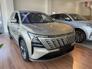 2026 Changan CS75 Plus IV, золотистый, 4299900 рублей, вид 2