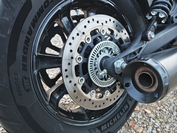 2021 Indian Scout, чёрный, 1080000 рублей - вид 22