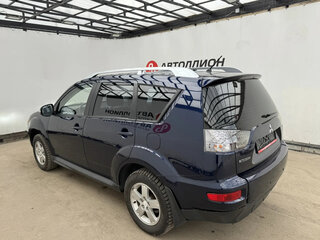 2010 Mitsubishi Outlander II Рестайлинг, синий, 949000 рублей, вид 3