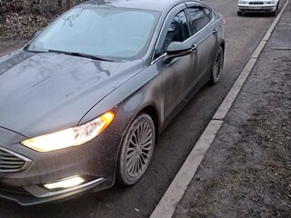 2016 Ford Fusion (North America) II, серый, 1650000 рублей, вид 1