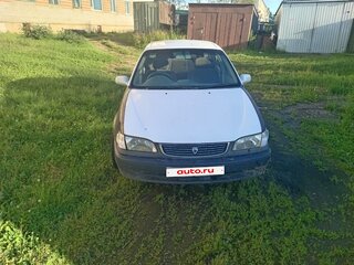 1999 Toyota Corolla VIII (E110), белый, 170000 рублей, вид 2