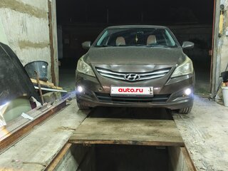 2016 Hyundai Solaris I Рестайлинг, коричневый, 800000 рублей, вид 2