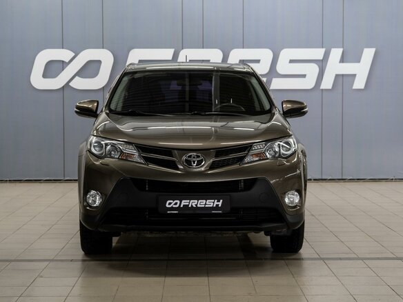 2013 Toyota RAV4 IV (XA40), коричневый - вид 2