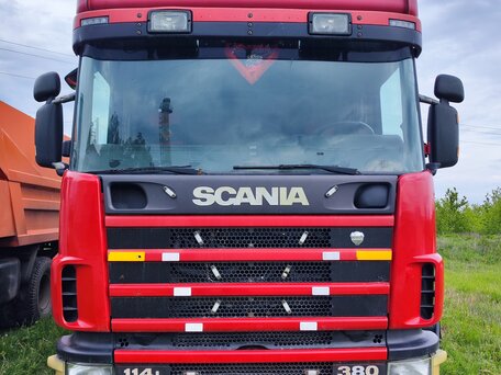 2008 Scania 4-Series, красный, 2950000 рублей, вид 1