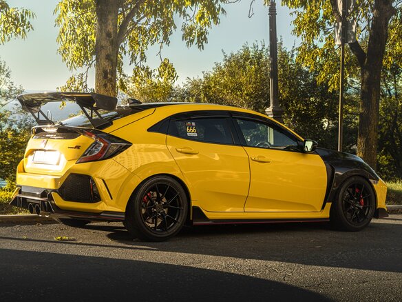 2018 Honda Civic Type R X, чёрный - вид 2