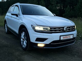 2017 Volkswagen Tiguan II, белый, 2288888 рублей, вид 2