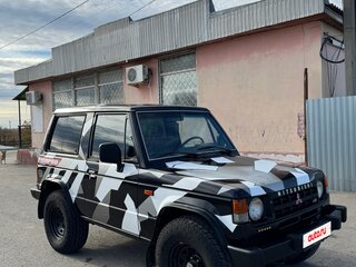 1989 Mitsubishi Pajero I, чёрный, 590000 рублей, вид 3