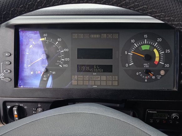2002 Mercedes-Benz Atego, оранжевый, 2600000 рублей - вид 22