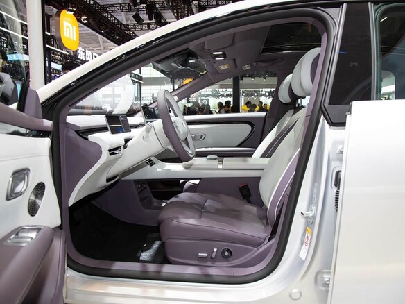 2026 Changan Qiyuan A06 28.39 kWh, серебристый, 2620000 рублей - вид 24