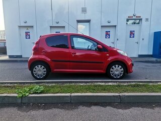 2008 Peugeot 107 I, красный, 299000 рублей, вид 5