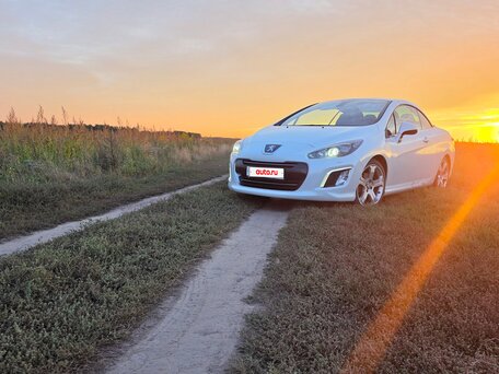 2012 Peugeot 308 I Рестайлинг, белый, 1333333 рублей, вид 5