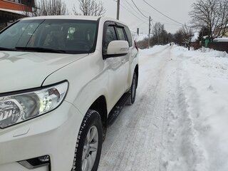2018 Toyota Land Cruiser Prado 150 Series Рестайлинг 2, белый, 4600000 рублей, вид 1