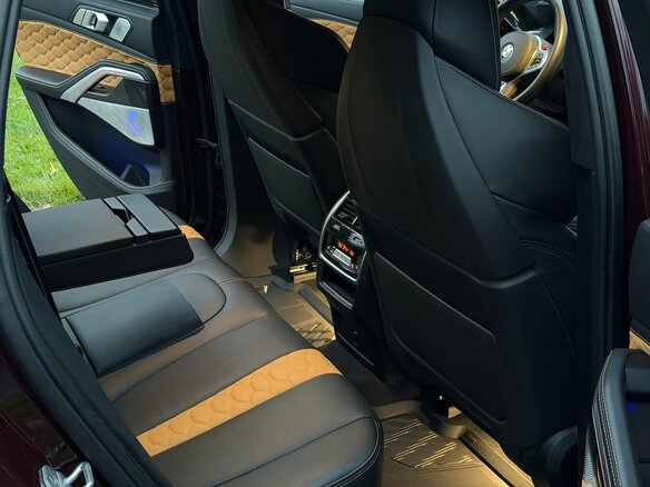 2020 BMW X6 M Competition III (F96), фиолетовый, 9600000 рублей - вид 22