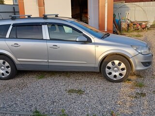 2008 Opel Astra H Рестайлинг, серебристый, 550000 рублей, вид 2