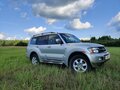 2001 Mitsubishi Montero III, серый, 680000 рублей - вид 3