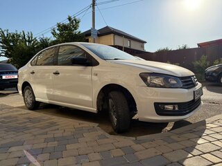 2017 Volkswagen Polo V Рестайлинг, белый, 470000 рублей, вид 5