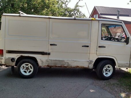 1993 Mercedes-Benz MB 100, белый, 230000 рублей, вид 1