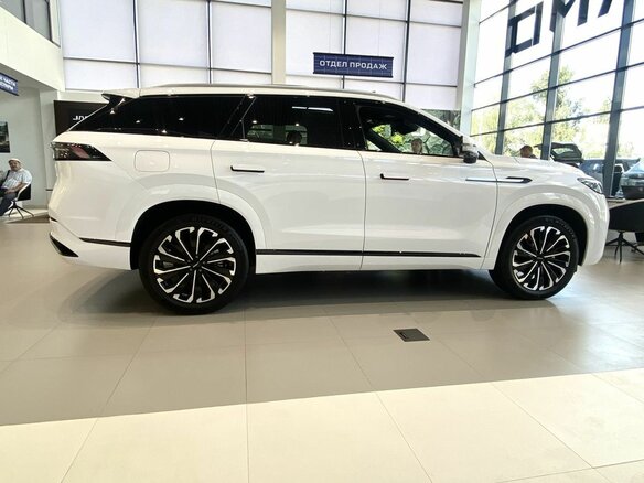 2026 Jaecoo J8, белый, 4645000 рублей - вид 2