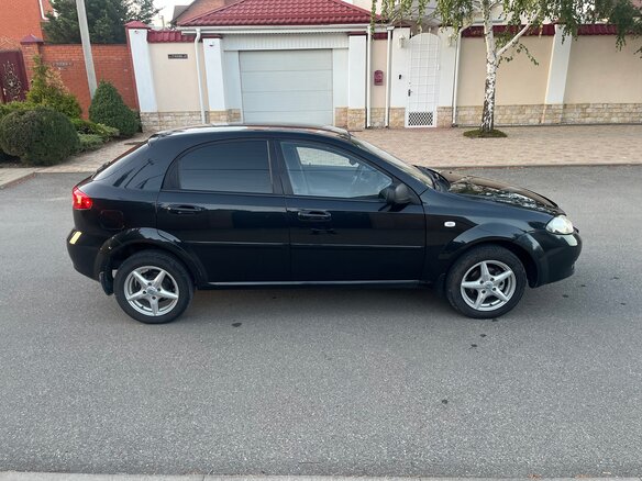 2011 Chevrolet Lacetti I, чёрный, 480000 рублей - вид 2