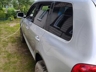 2005 Volkswagen Touareg I, серебристый, 700000 рублей, вид 5