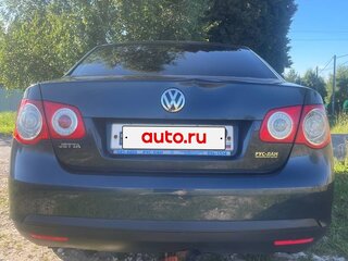 2009 Volkswagen Jetta V, серый, 430000 рублей, вид 5