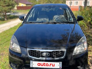 2011 Kia Rio II Рестайлинг, чёрный, 650000 рублей, вид 2