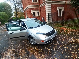 2003 Ford Focus I Рестайлинг, серебристый, 184999 рублей, вид 3