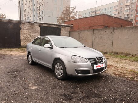 2007 Volkswagen Jetta V, серебристый, 1199000 рублей, вид 3