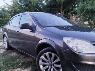 2011 Opel Astra H Рестайлинг, серый, 690000 рублей, вид 1