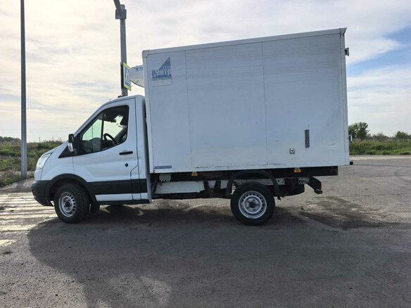 2015 Ford Transit, белый, 2500000 рублей - вид 4