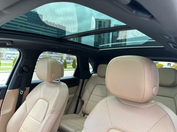 2021 Porsche Cayenne III, белый, 6000000 рублей - вид 7