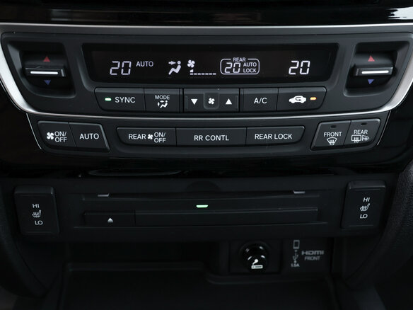 2018 Honda Pilot III, серебристый, 2878000 рублей - вид 22