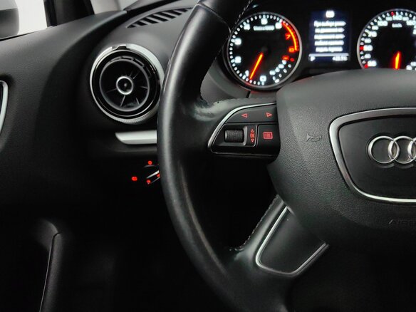 2014 Audi A3 III (8V), белый, 1219000 рублей - вид 17