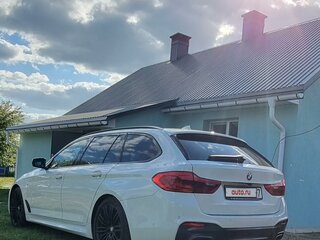 2019 BMW 5 серии 540d xDrive VII (G30/G31/G38), белый, 4142740 рублей, вид 3
