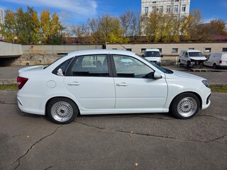 2023 Lada (ВАЗ) Granta Drive Active I Рестайлинг, белый, 950000 рублей, вид 2