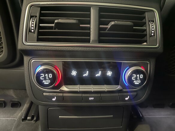 2016 Audi Q7 II (4M), чёрный, 4190000 рублей - вид 37
