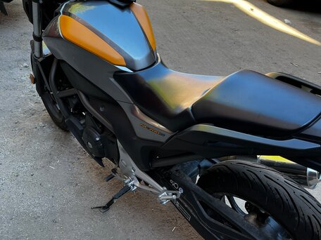 2013 Honda NC 700S, серый, 549000 рублей, вид 4