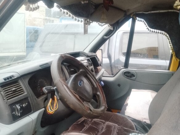 2008 Ford Transit, жёлтый, 740000 рублей - вид 6